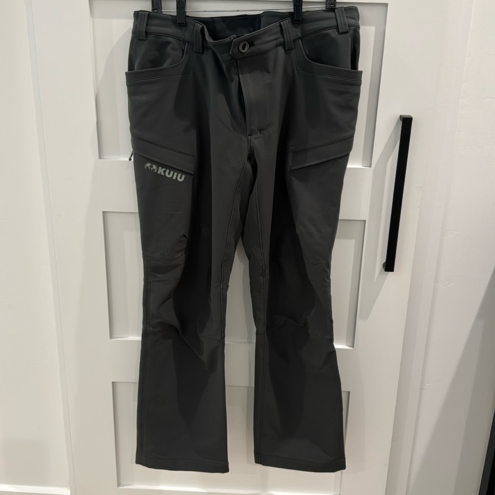 Men’s KUIU Attack Hunting Pants Gray 38S